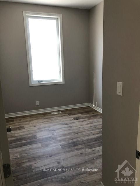 31 Townline Rd E Property Photo 20
