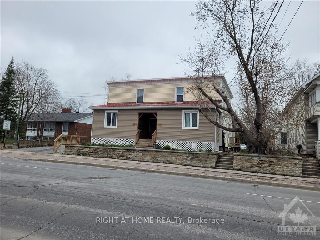 31 Townline Rd E Property Photo 24
