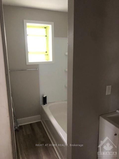 31 Townline Rd E Property Photo 28