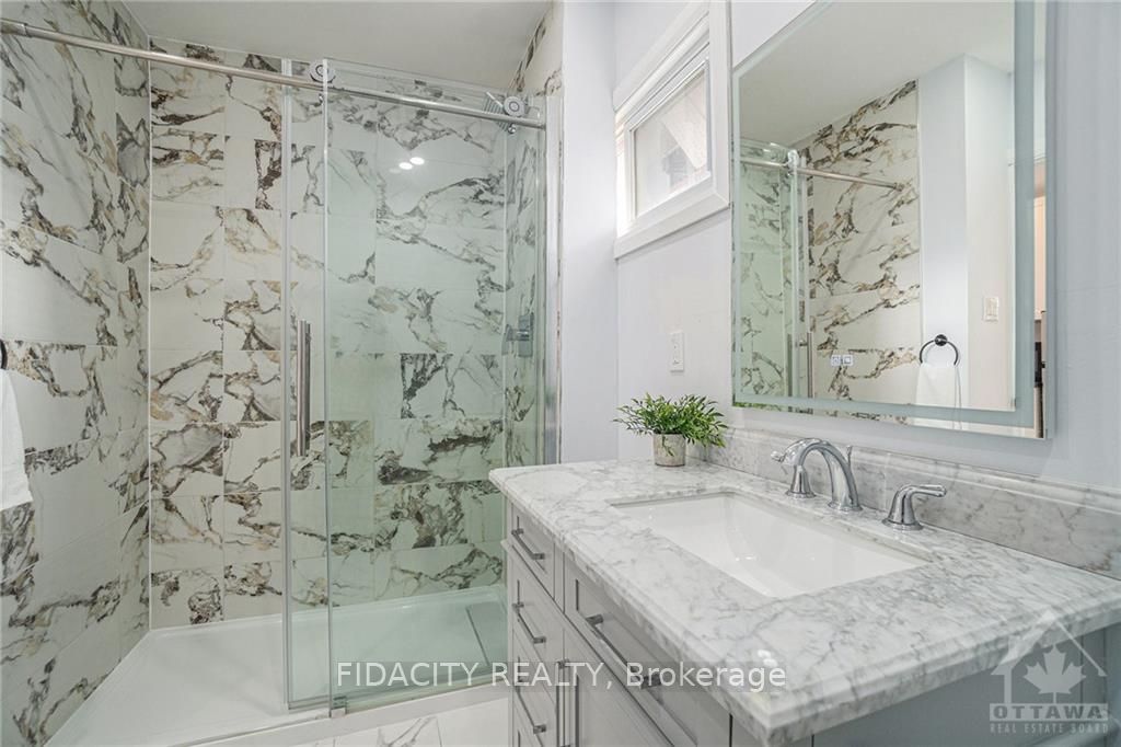 640 Somerset St W Property Photo 8