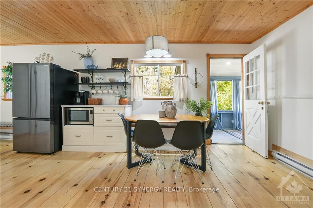 2255 B Calabogie Road Property Photo 10