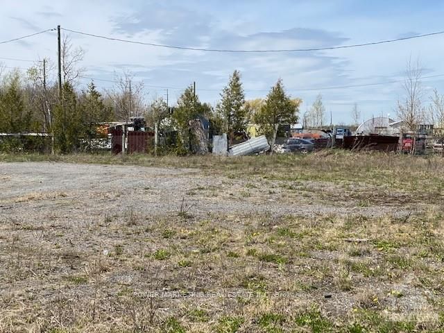 5495 Boundary Rd Property Photo 3
