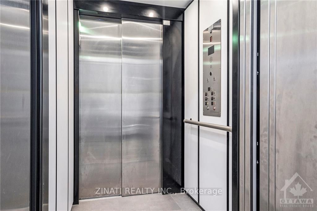 2300 Carling Avenue Property Photo 12