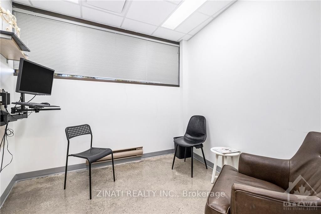 2300 Carling Avenue Property Photo 17