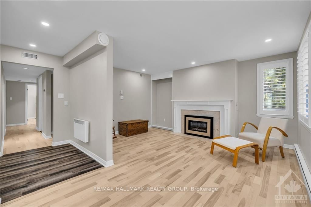 33 Charles St Property Photo 25