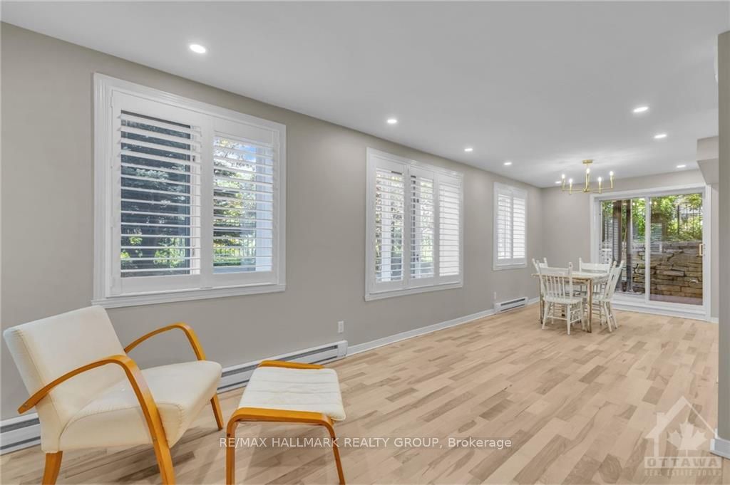 33 Charles St Property Photo 28
