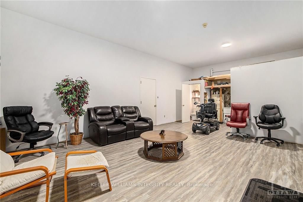 2 North Street Property Photo 15