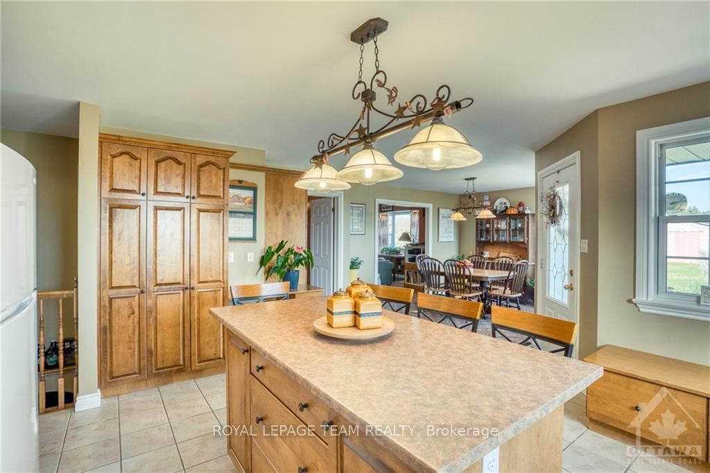 6443 Martin Street Property Photo 7