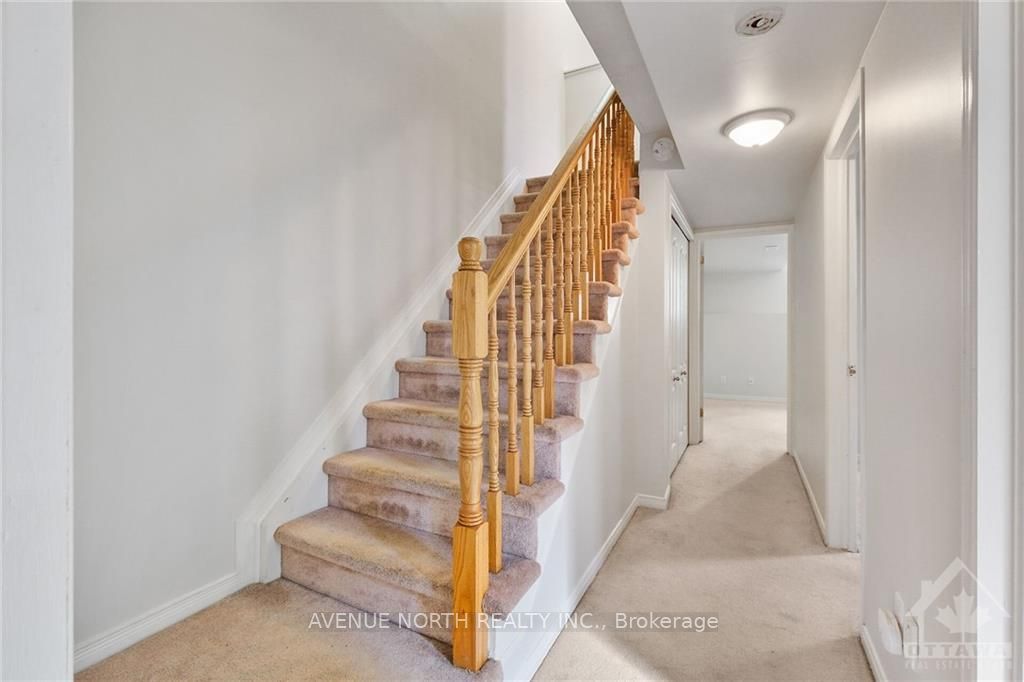 103 Strathaven Property Photo 4