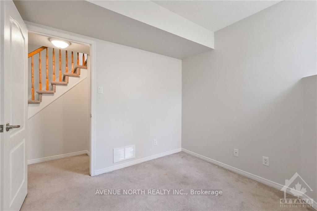 103 Strathaven Property Photo 7