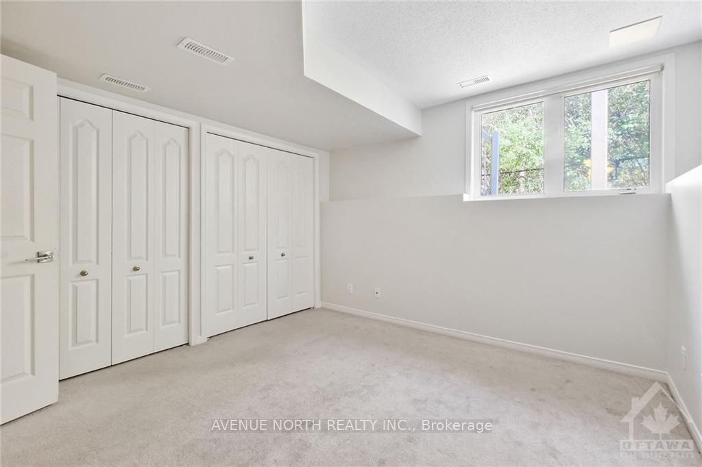 103 Strathaven Property Photo 9