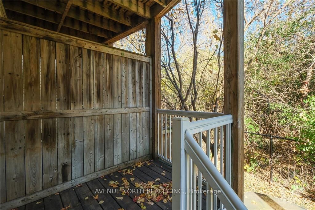 103 Strathaven Property Photo 15