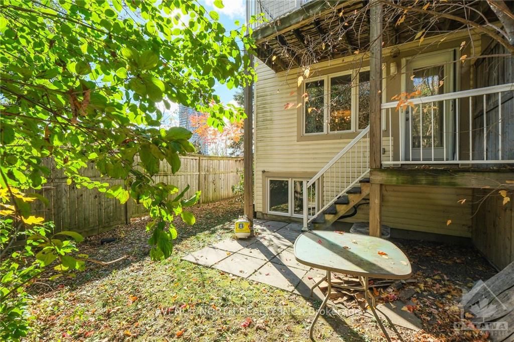 103 Strathaven Property Photo 17