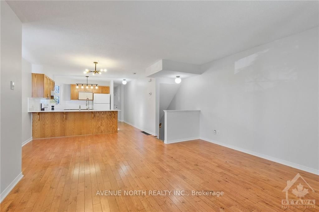 103 Strathaven Property Photo 25