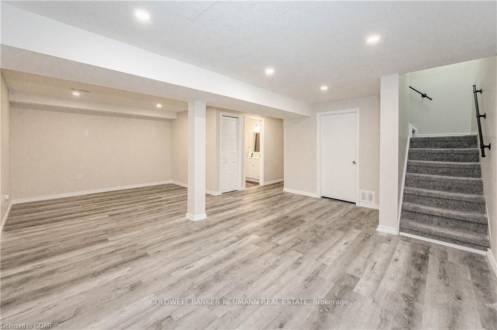 125 Janefield Ave 35 Property Photo