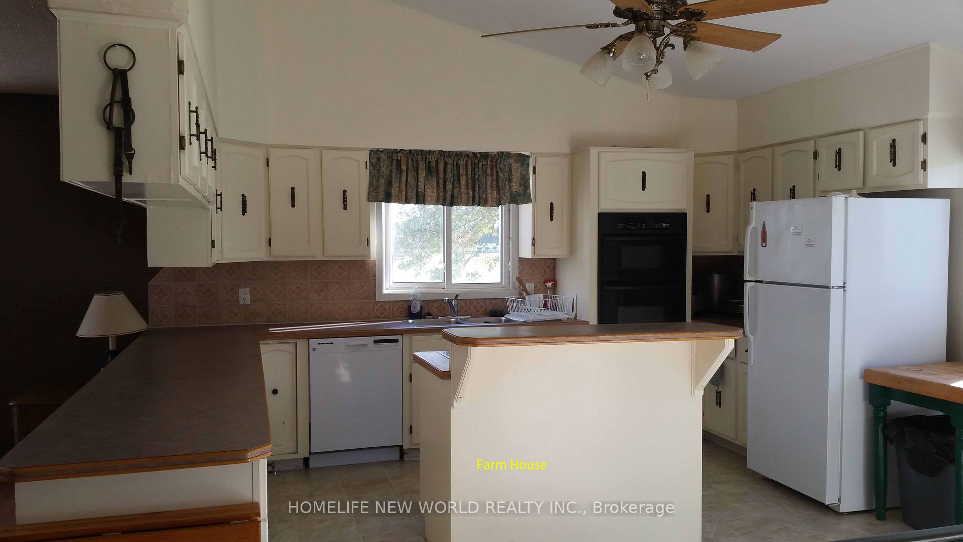 337 Escott Rockport Rd Property Photo 4