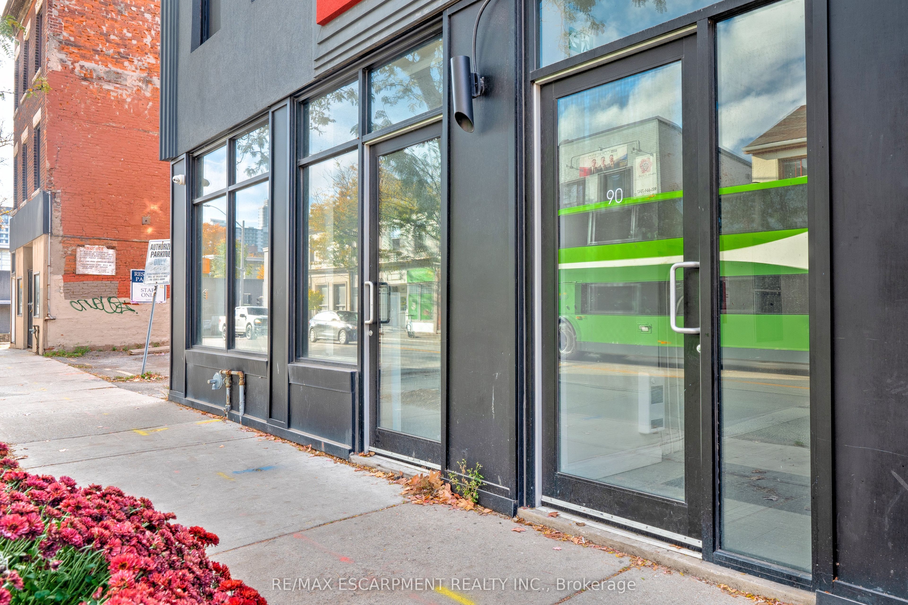 90 John Street Property Photo 3