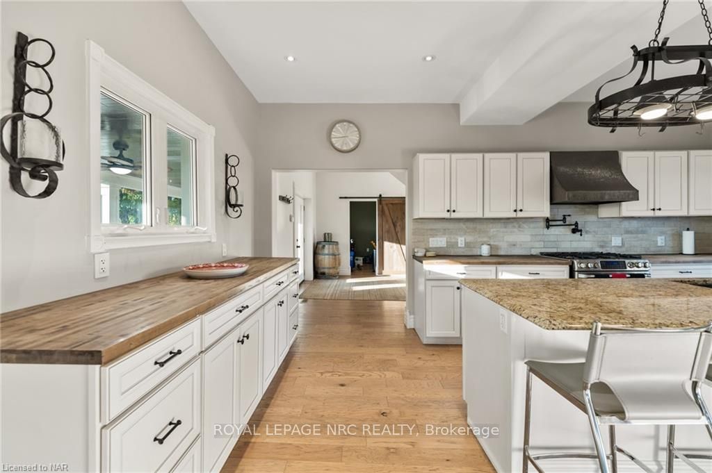 4692 Gilmore Road Property Photo 9