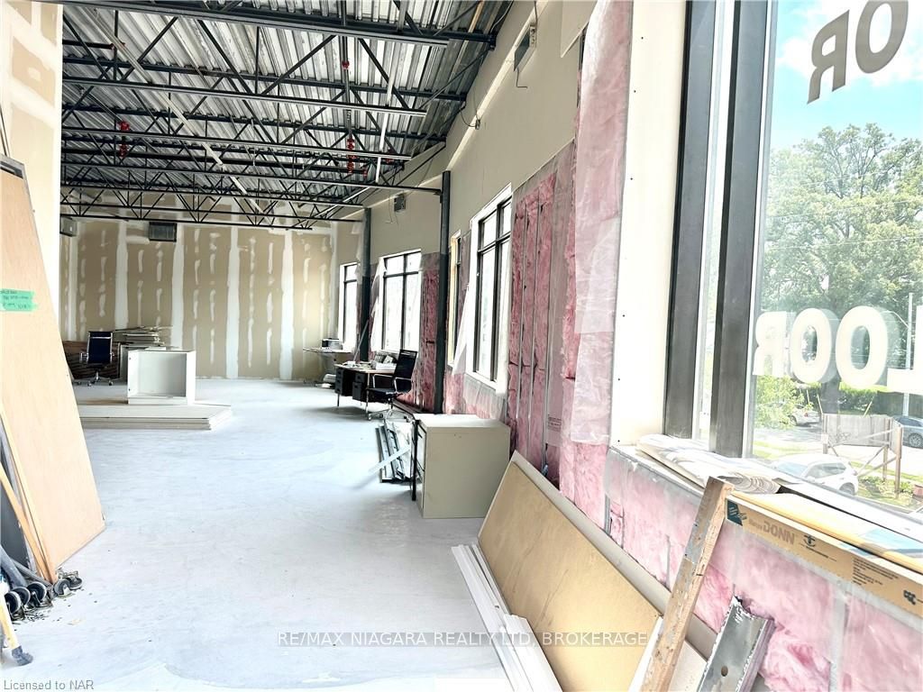 #206 - 359 Carlton Street Property Photo 8