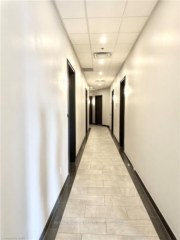 #206 - 359 Carlton Street Property Photo 12