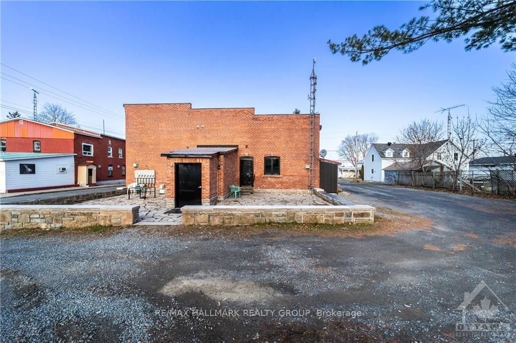 #2 - 54 Labrosse Street Property Photo 25