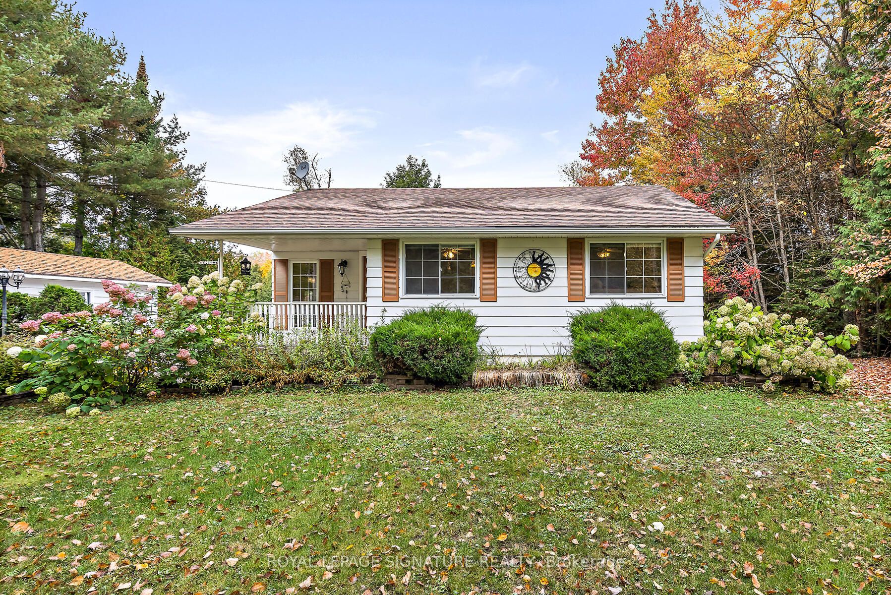1047 Lagoon Road Property Photo 3