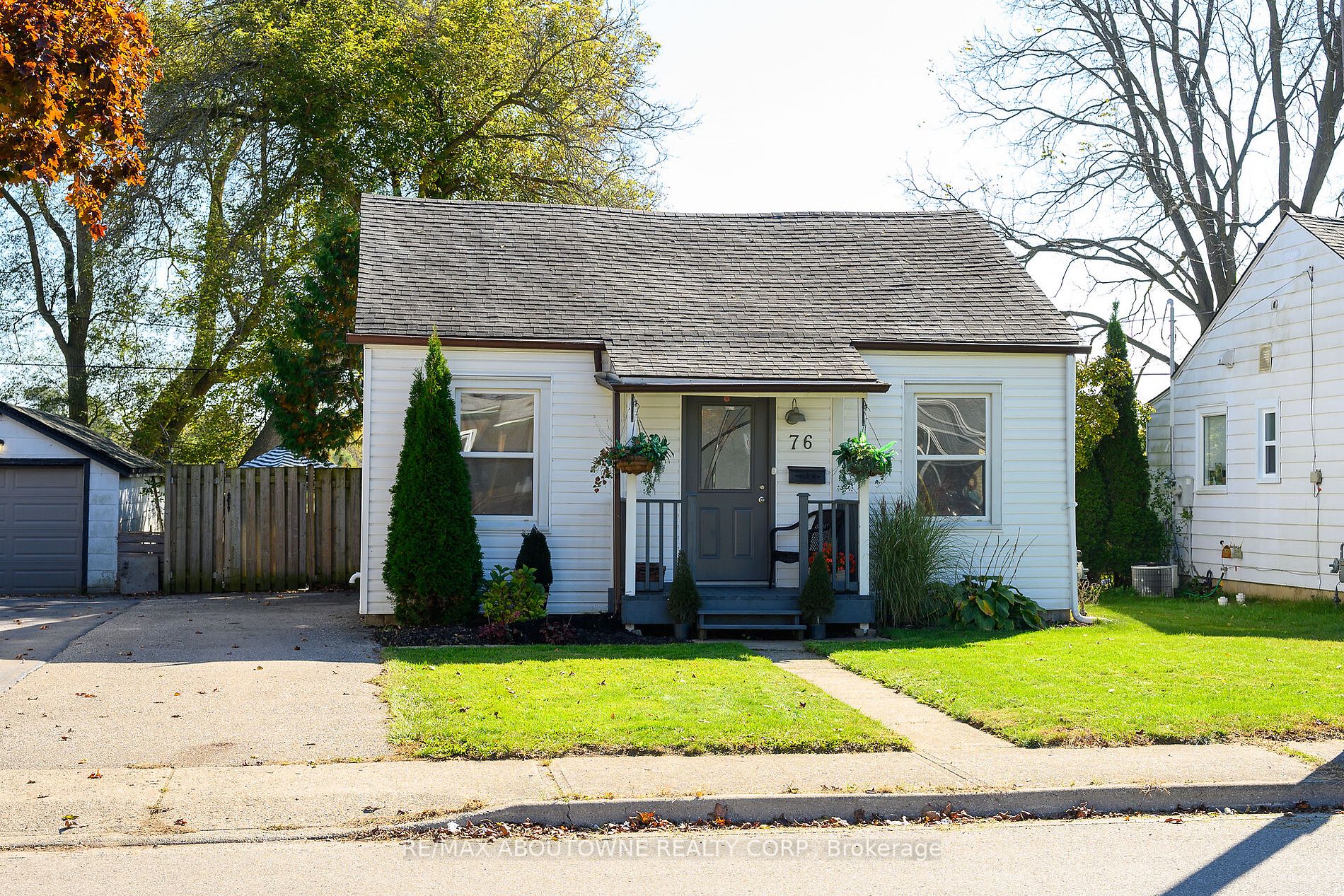 76 Sixth Ave Property Photo 1