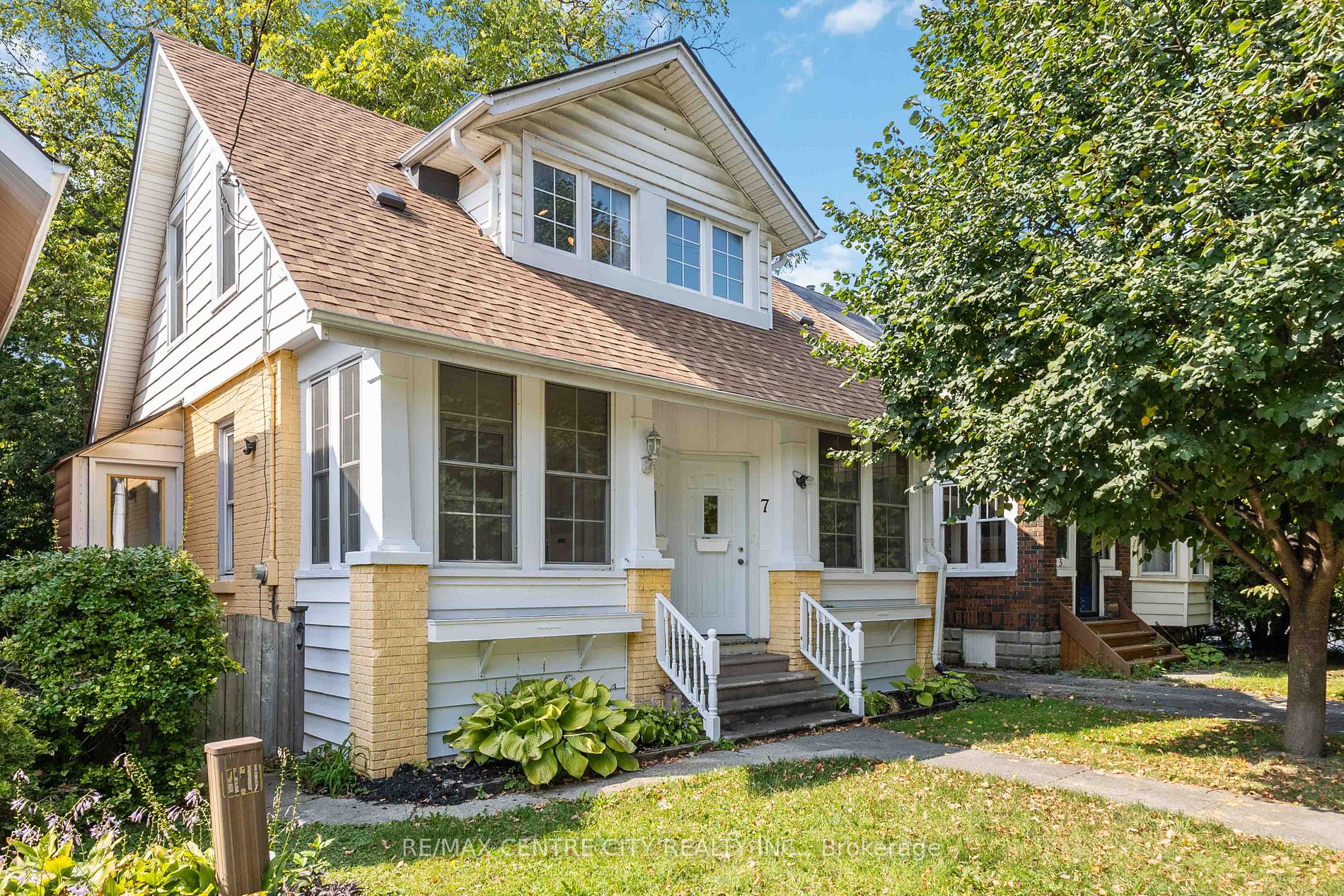 7 Carfrae Cres Property Photo