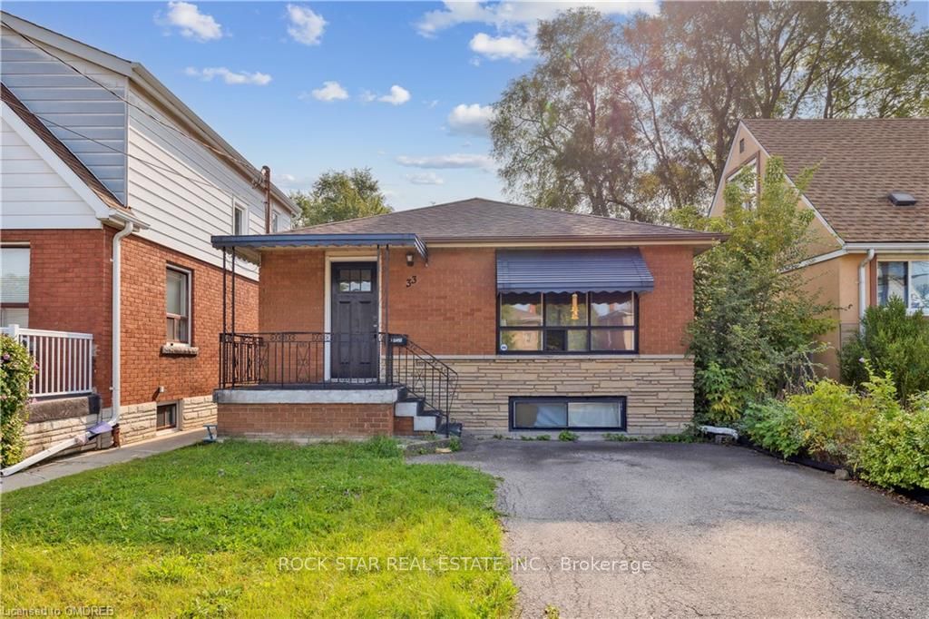 33 Shadyside Ave Property Photo