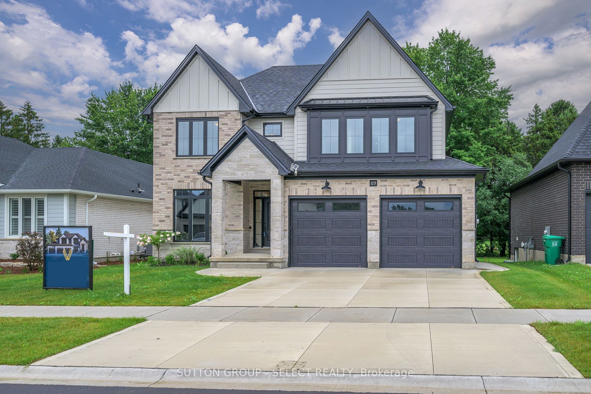 119 Optimist Park Dr Property Photo 12