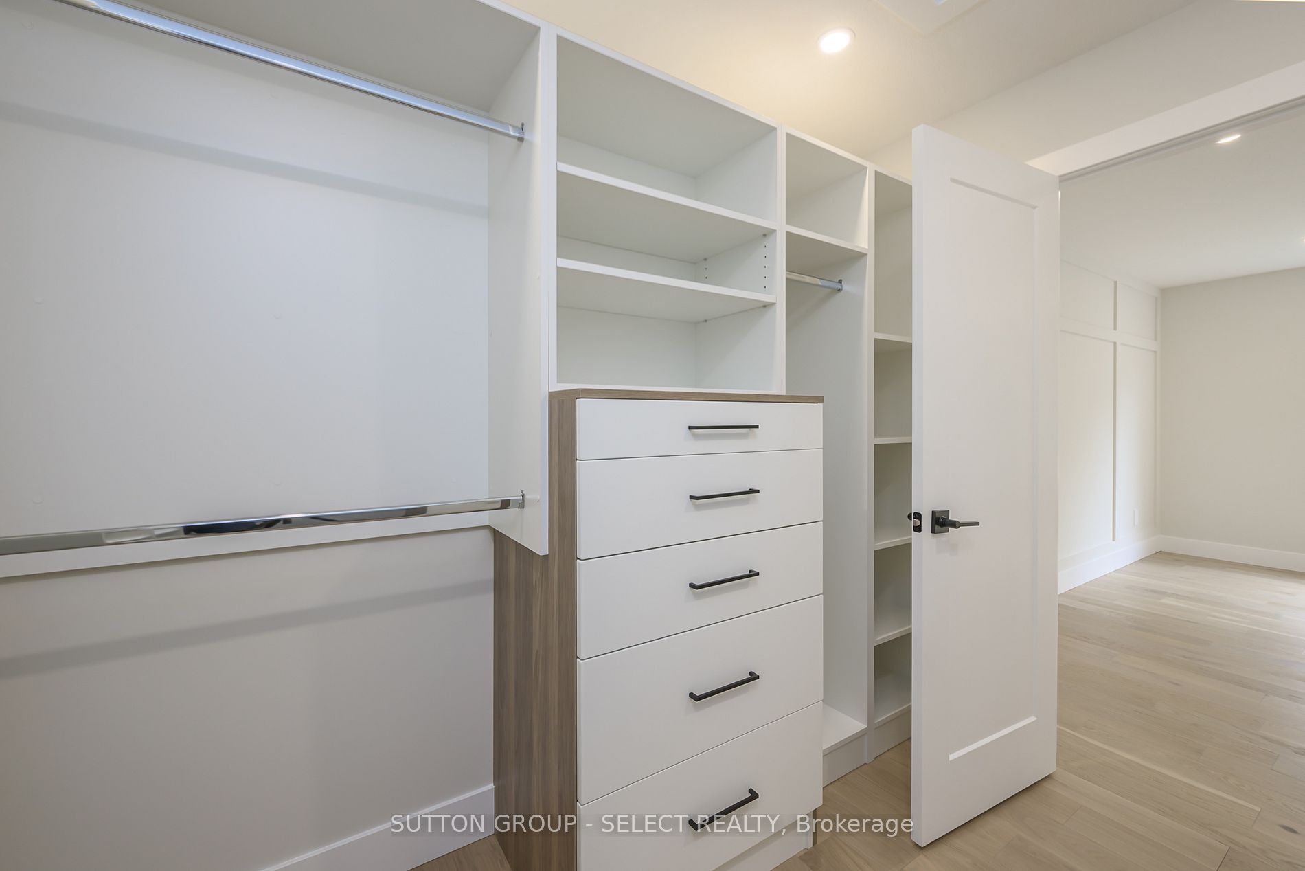 119 Optimist Park Dr Property Photo 15