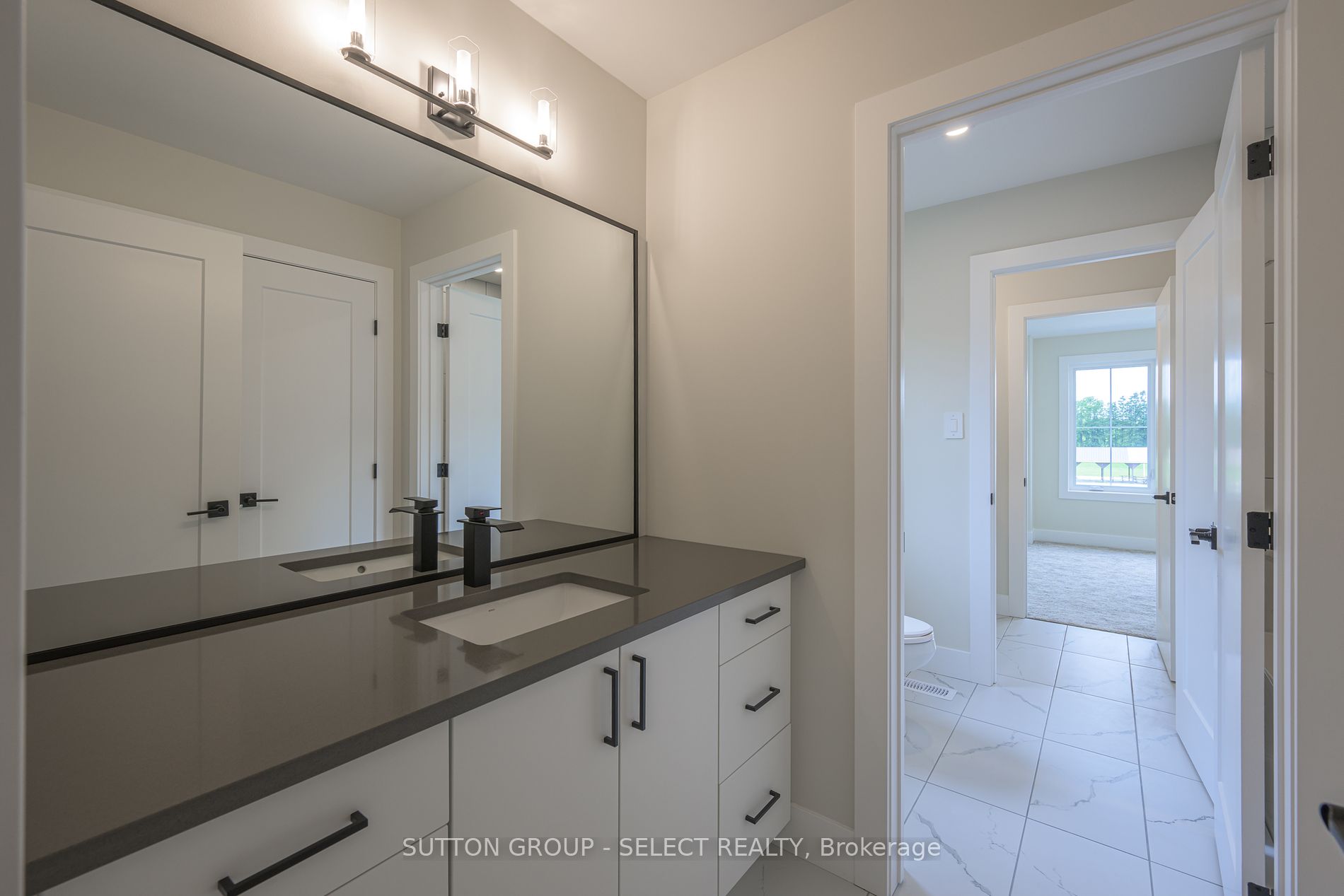 119 Optimist Park Dr Property Photo 22