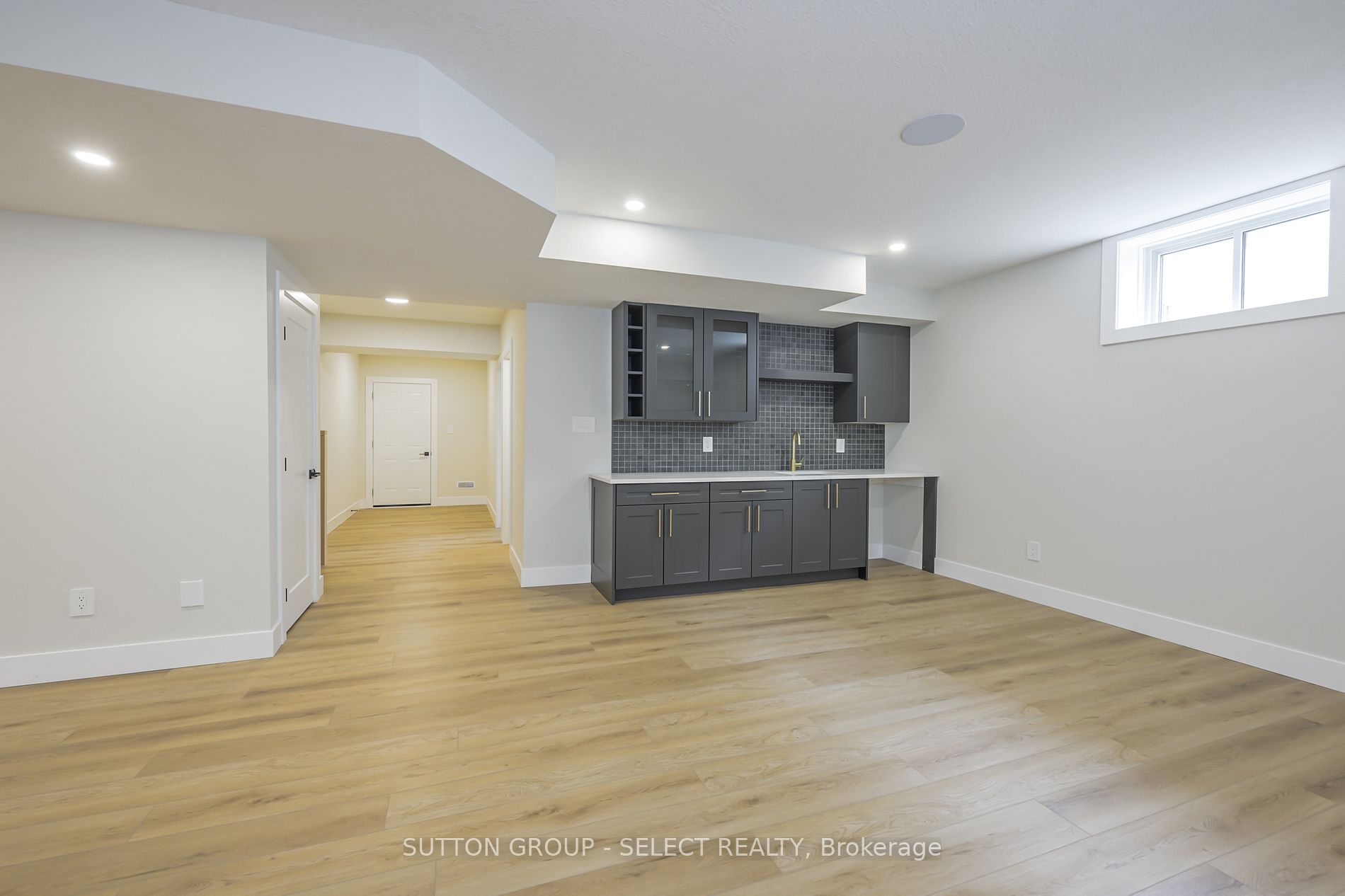 119 Optimist Park Dr Property Photo 28