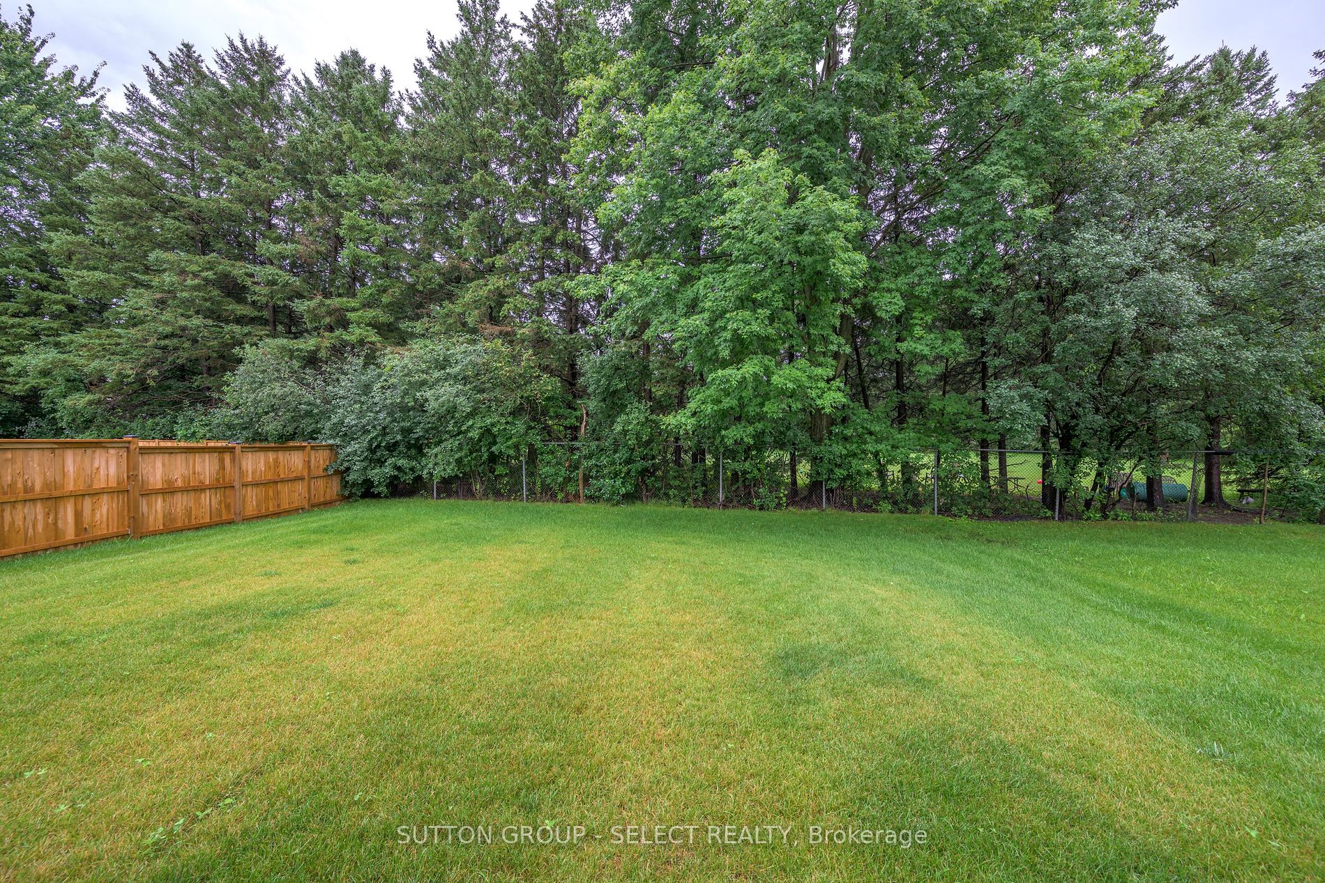 119 Optimist Park Dr Property Photo 31