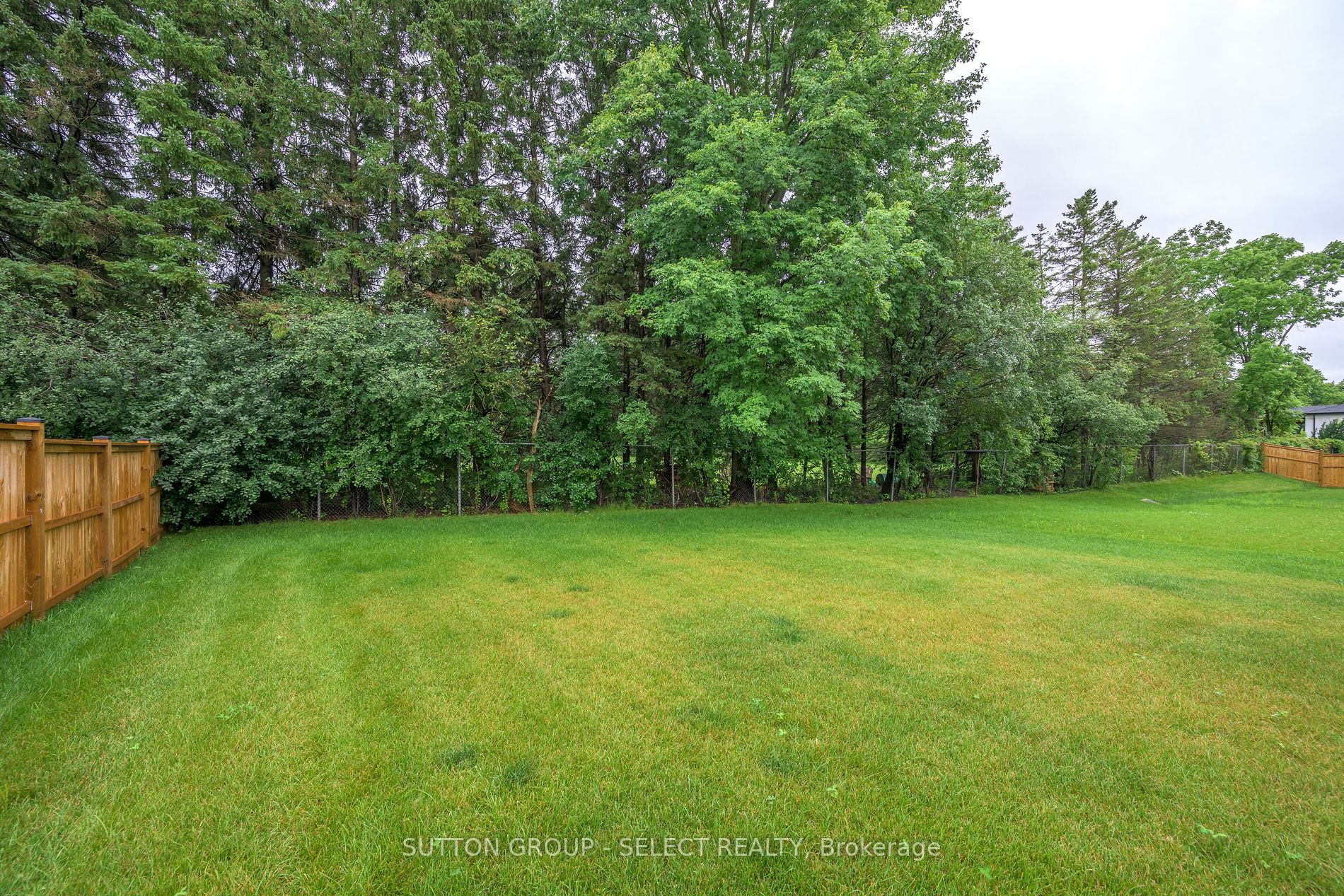 119 Optimist Park Dr Property Photo 32