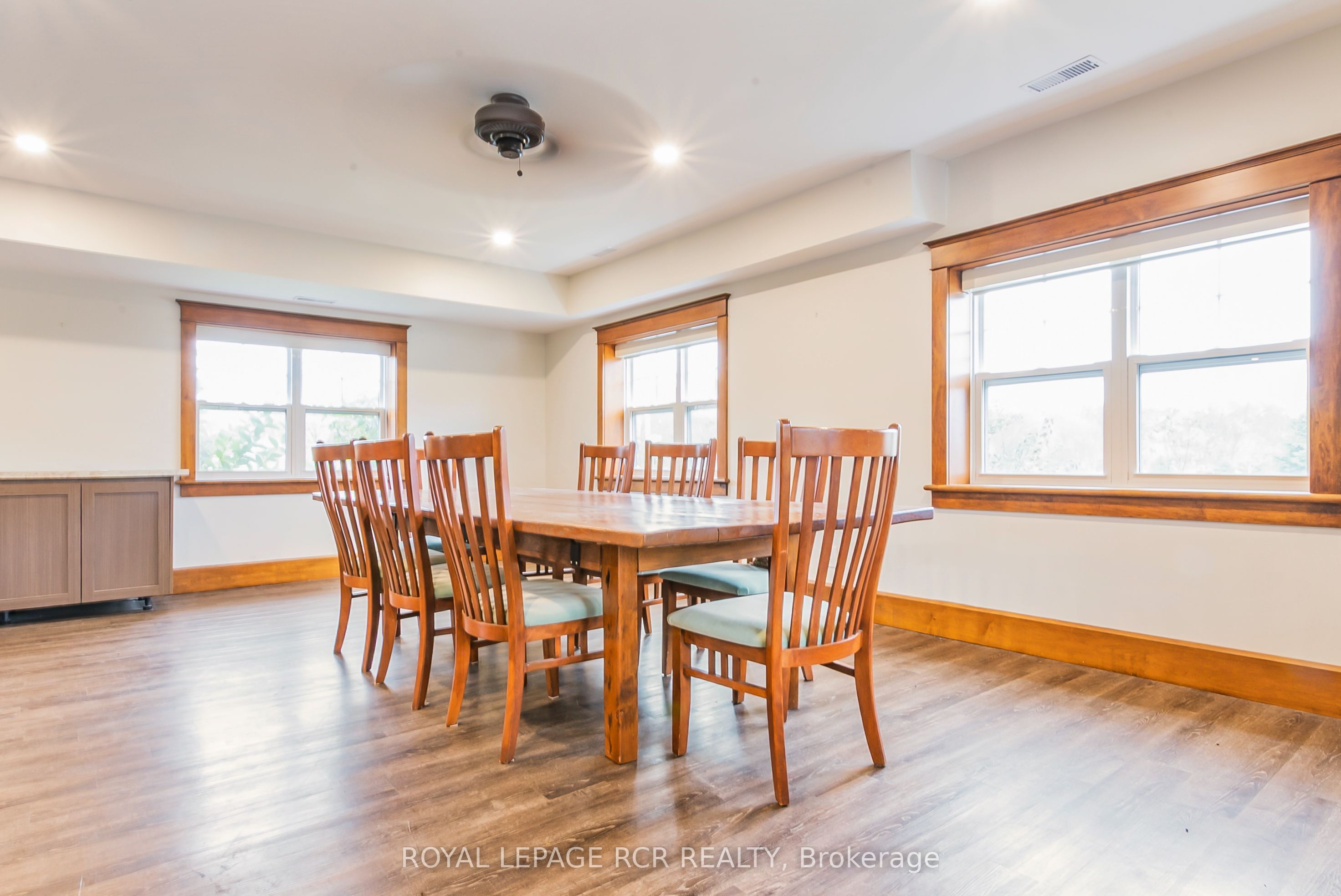 10 William Street Property Photo 3