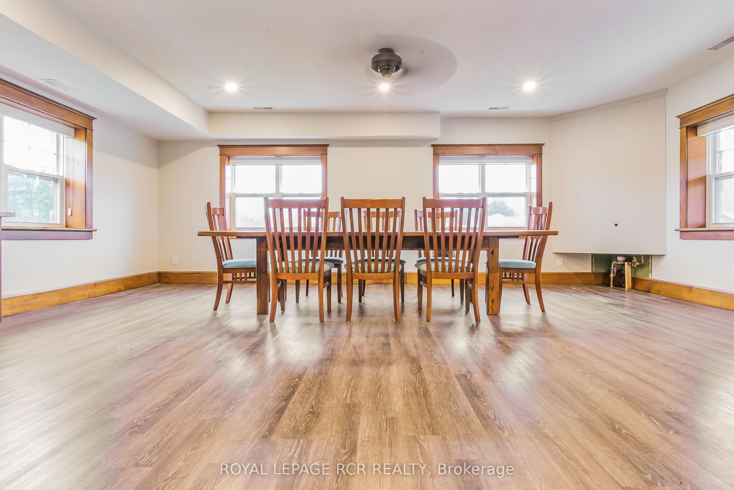 10 William Street Property Photo 4