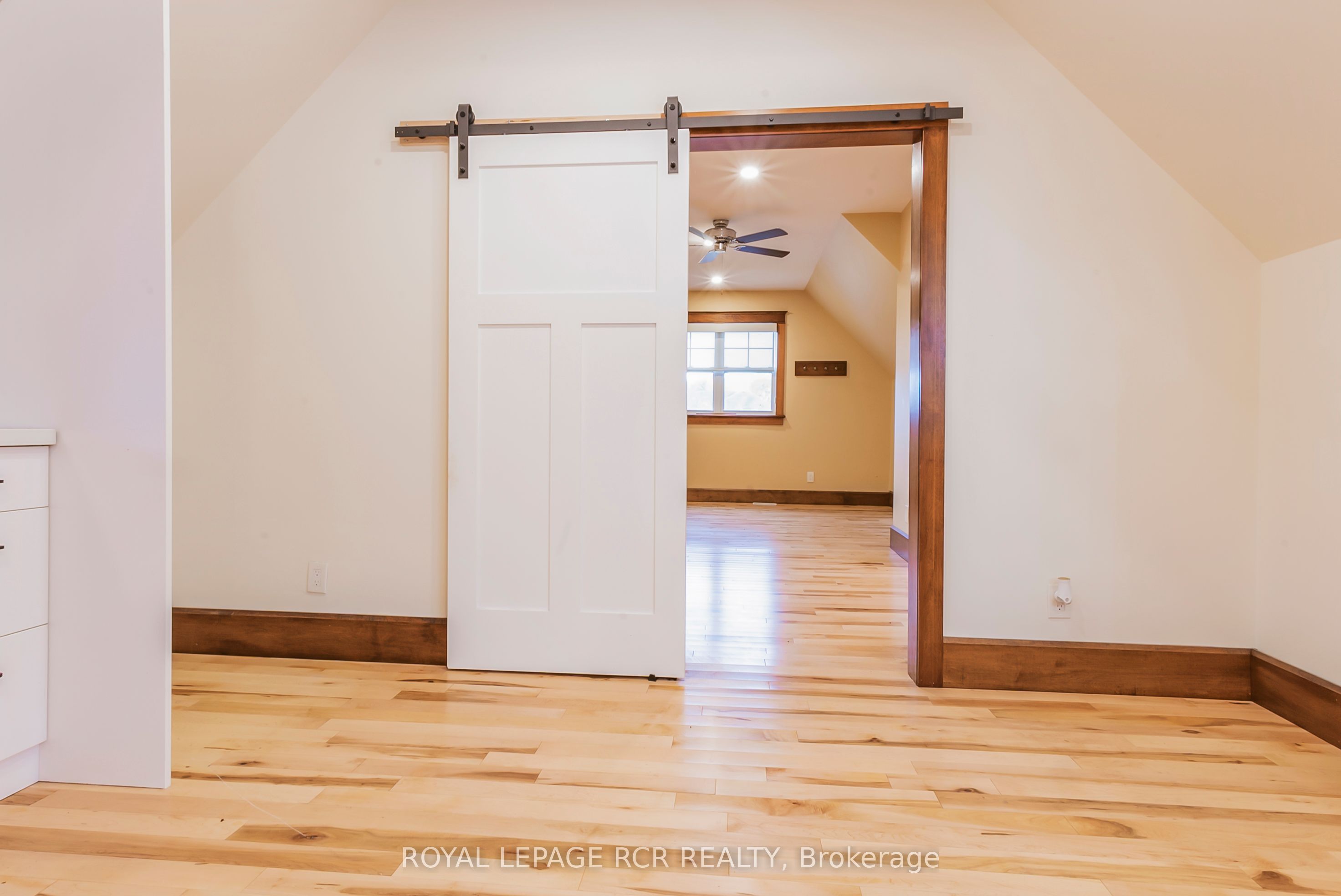 10 William Street Property Photo 20