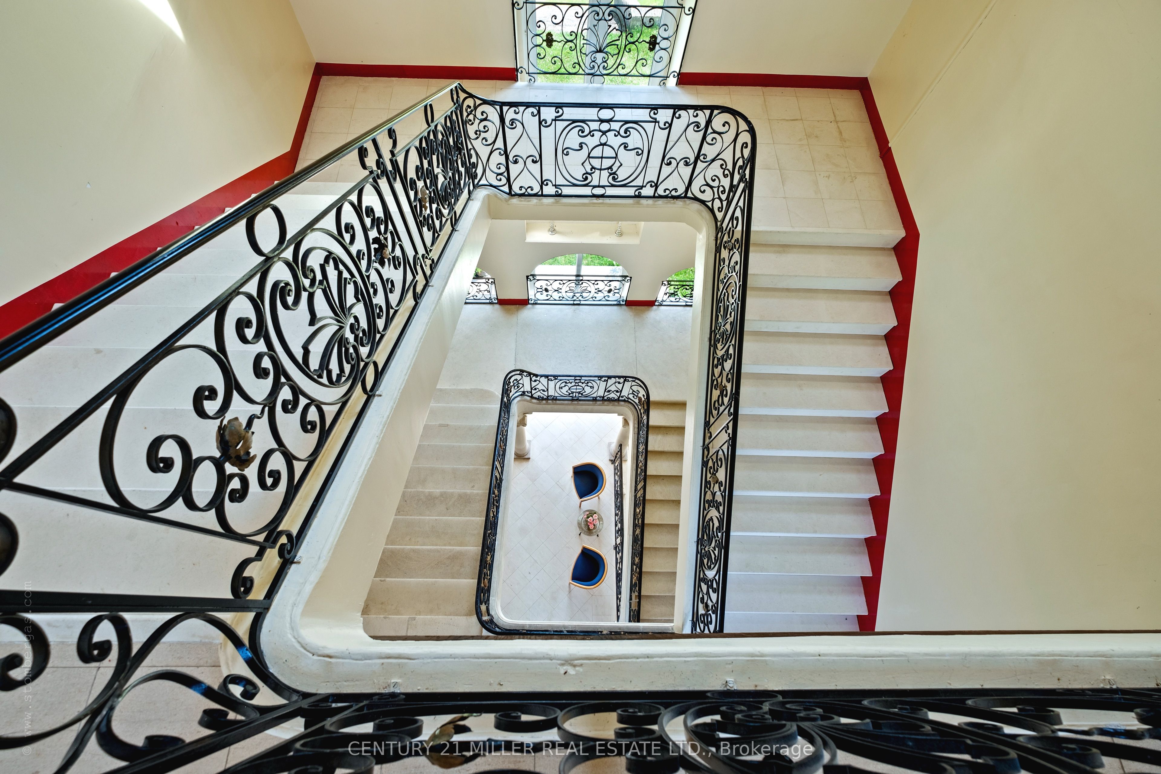 58720 Chateau Du Chene Property Photo 18
