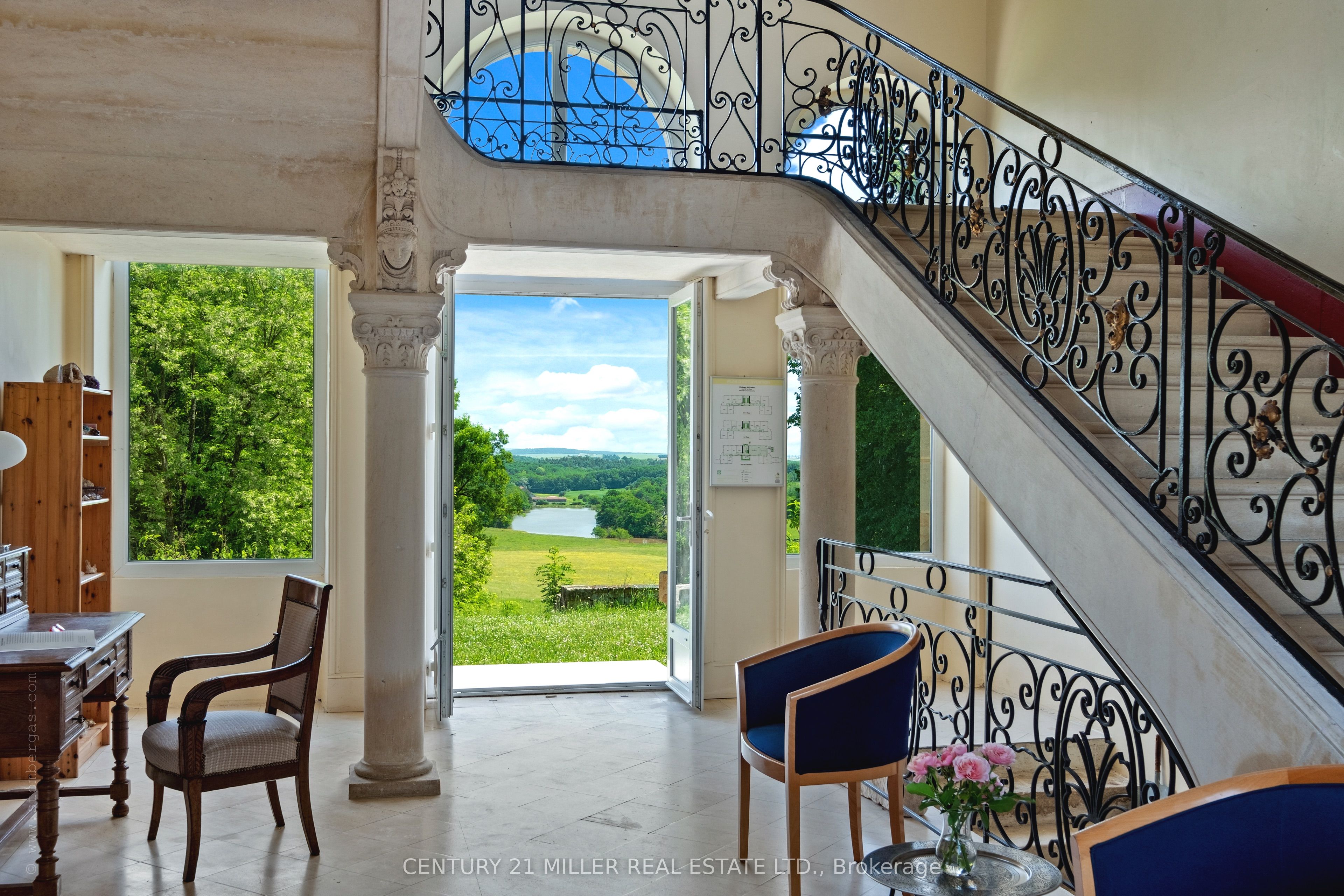 58720 Chateau Du Chene Property Photo 22