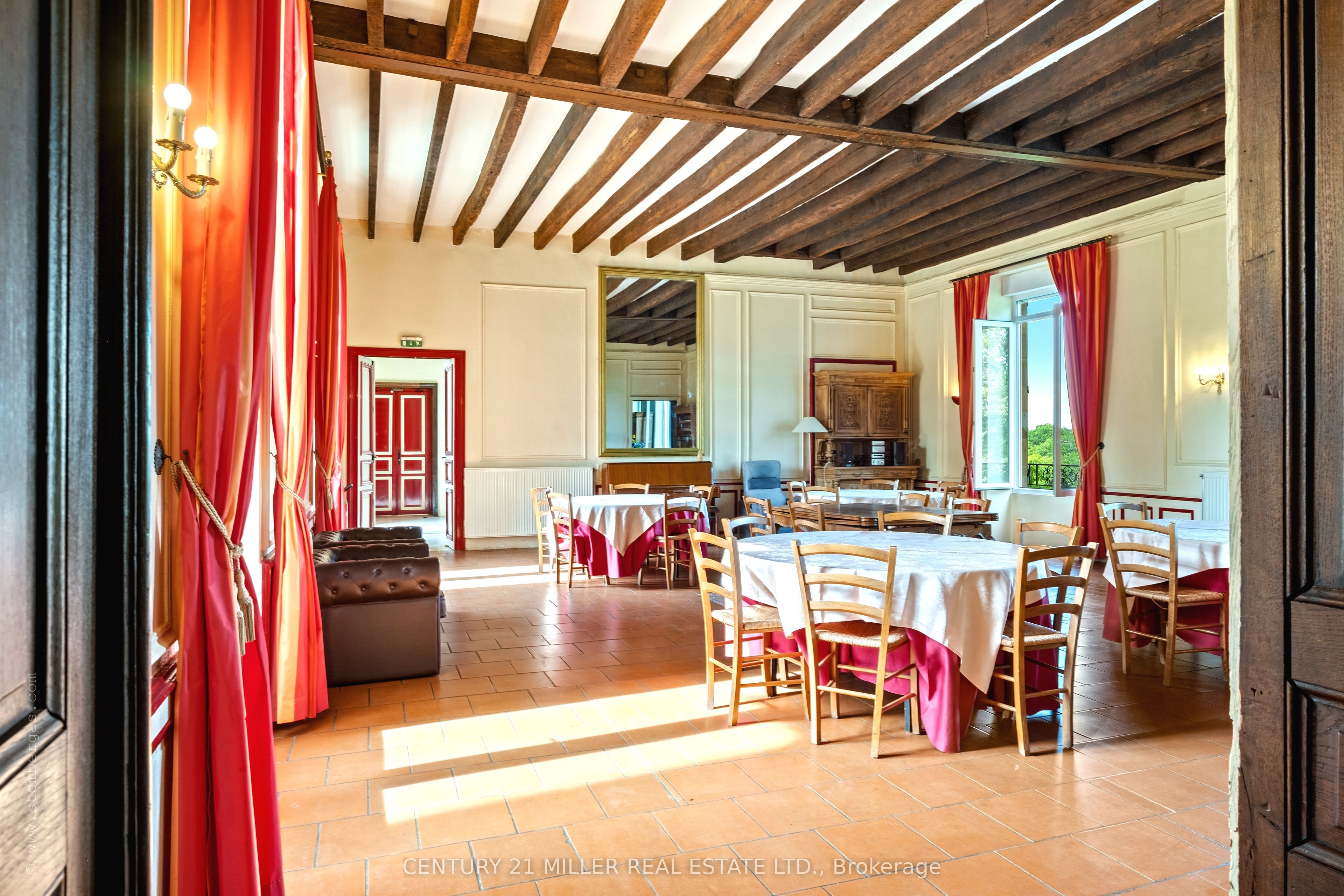 58720 Chateau Du Chene Property Photo 24