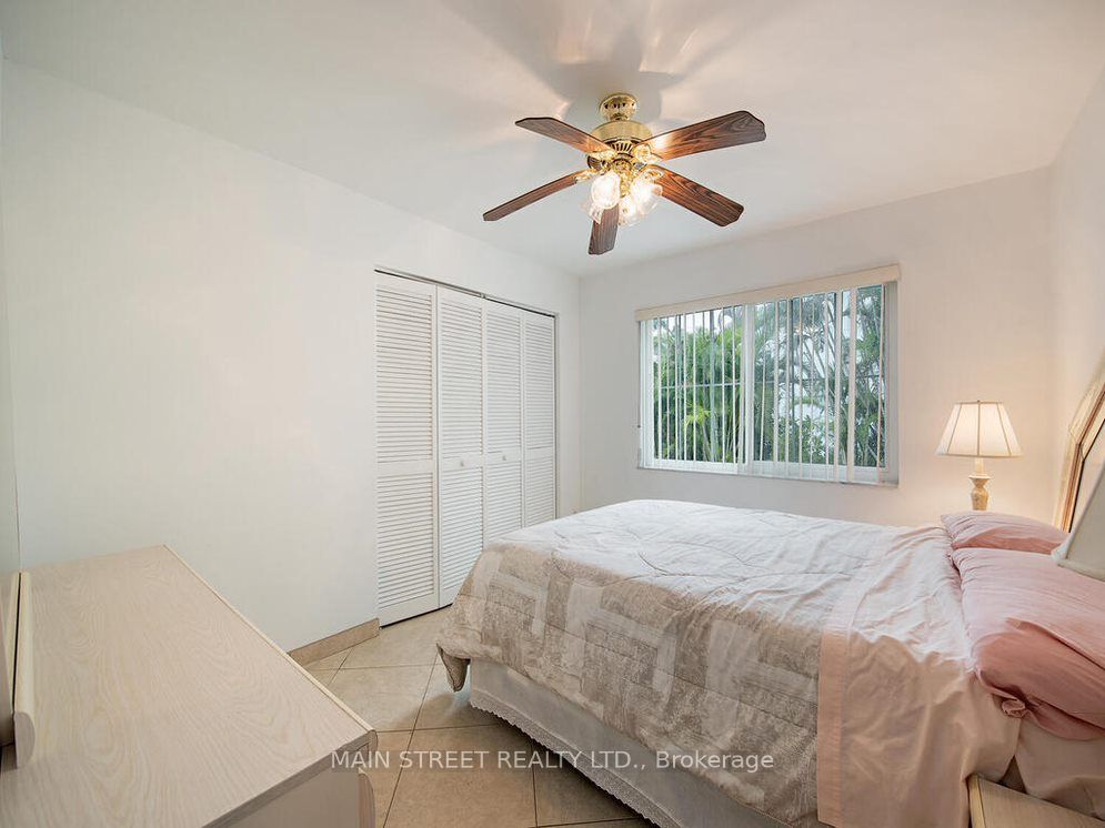 #c - 4280 Belair Lane Property Photo 7