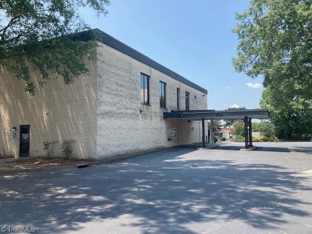 213 Kings Highway Property Photo 2
