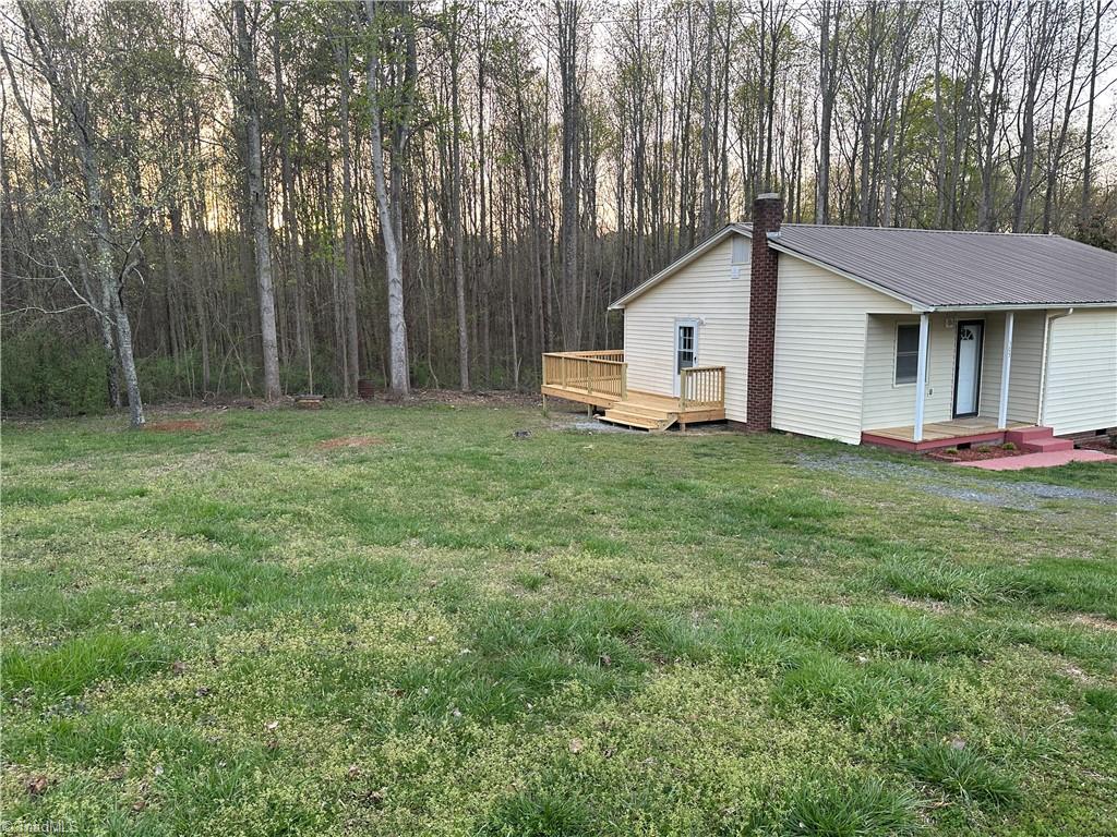 305 Leonard Meadow Road Property Photo 3