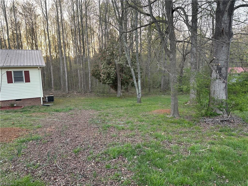 305 Leonard Meadow Road Property Photo 8