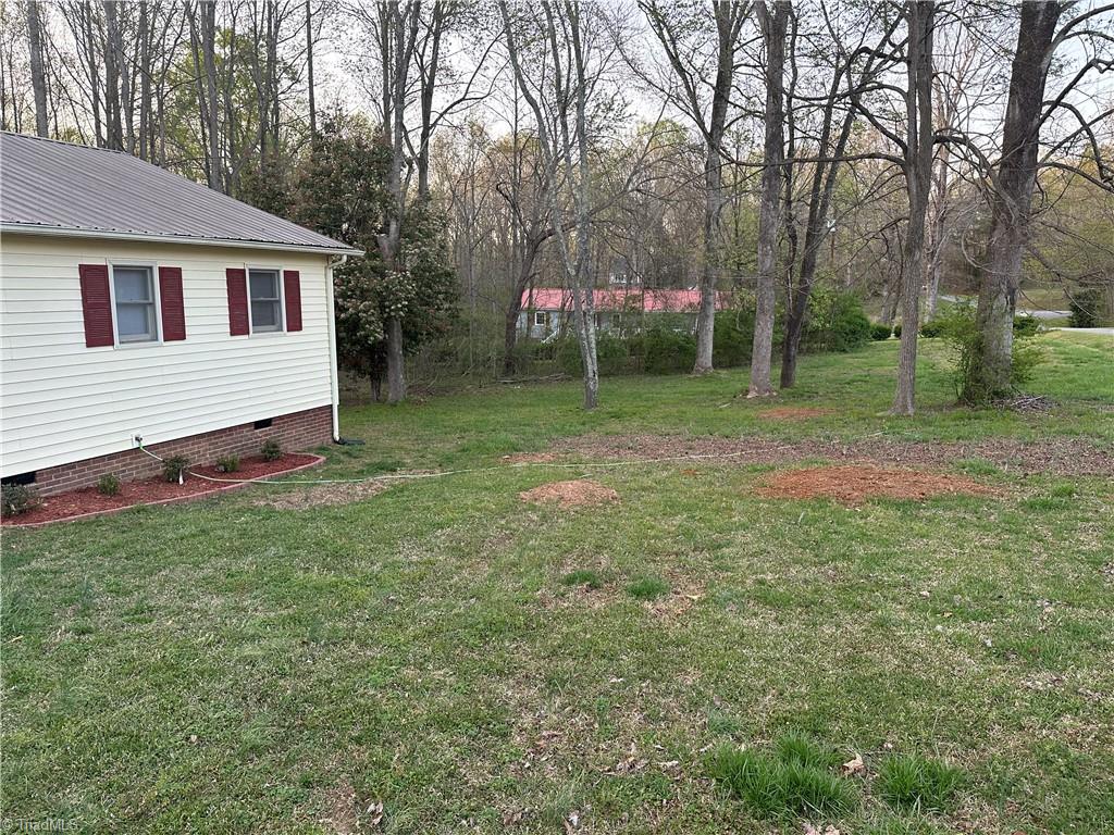 305 Leonard Meadow Road Property Photo 10