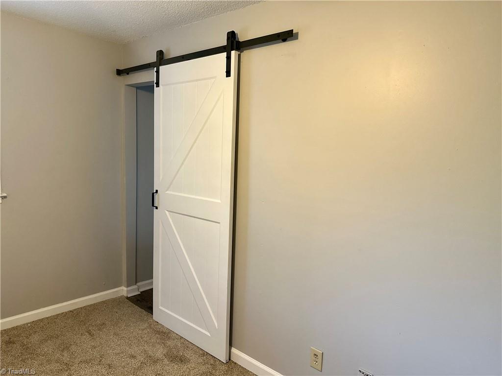305 Leonard Meadow Road Property Photo 14