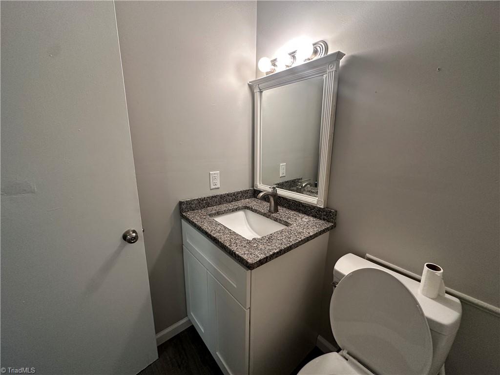 305 Leonard Meadow Road Property Photo 26