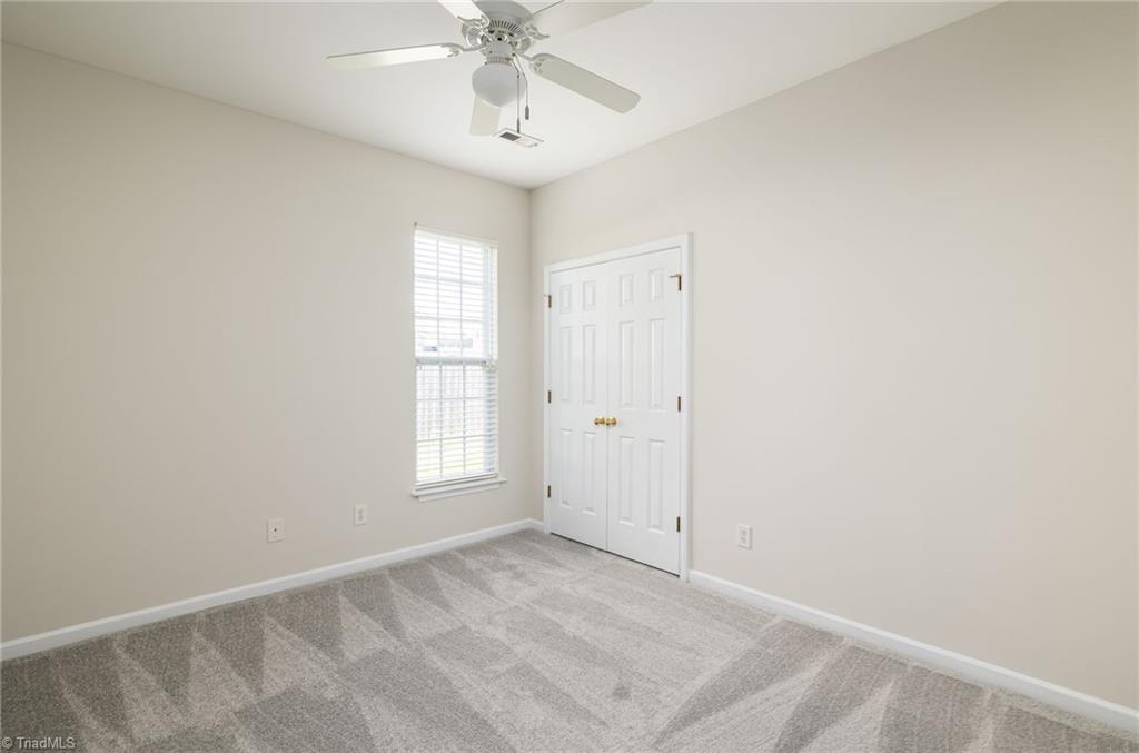 2524 Covington Loop Property Photo 18