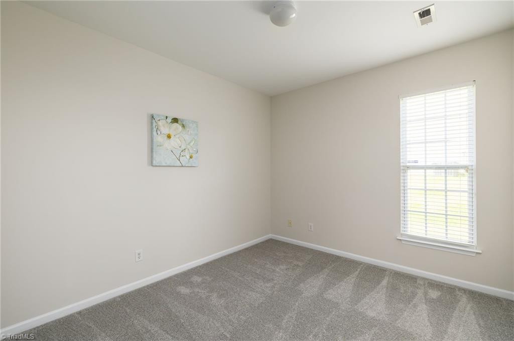 2524 Covington Loop Property Photo 21